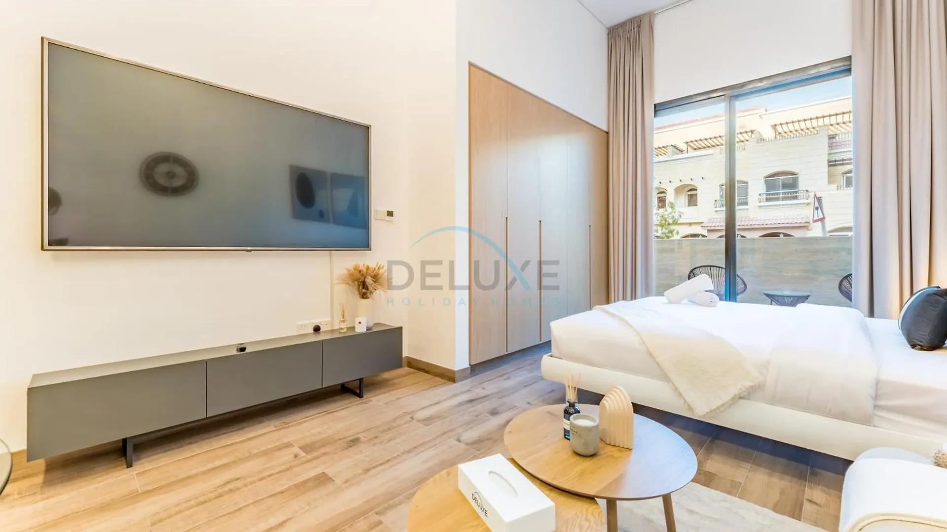 Community Views Studio With Balcony Near Parks, Oakley Square Residences, Jumeirah Village Circle By Deluxe Holiday Homes Dubaj 0*,  Spojené arabské emiráty