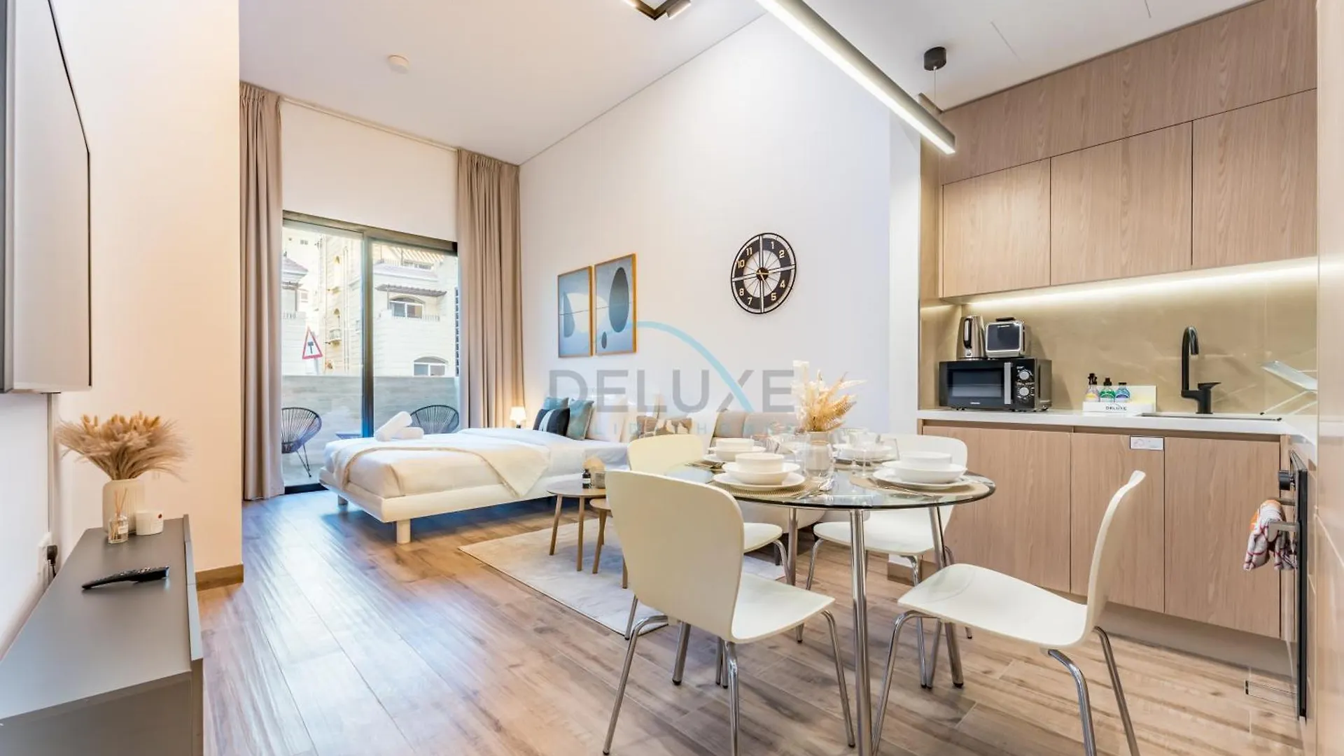 Community Views Studio With Balcony Near Parks, Oakley Square Residences, Jumeirah Village Circle By Deluxe Holiday Homes Dubaj Apartmán